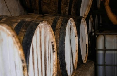 oak-barrels