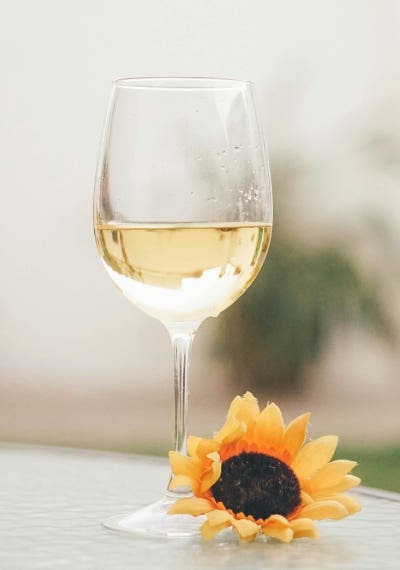 Vino blanco joven floral