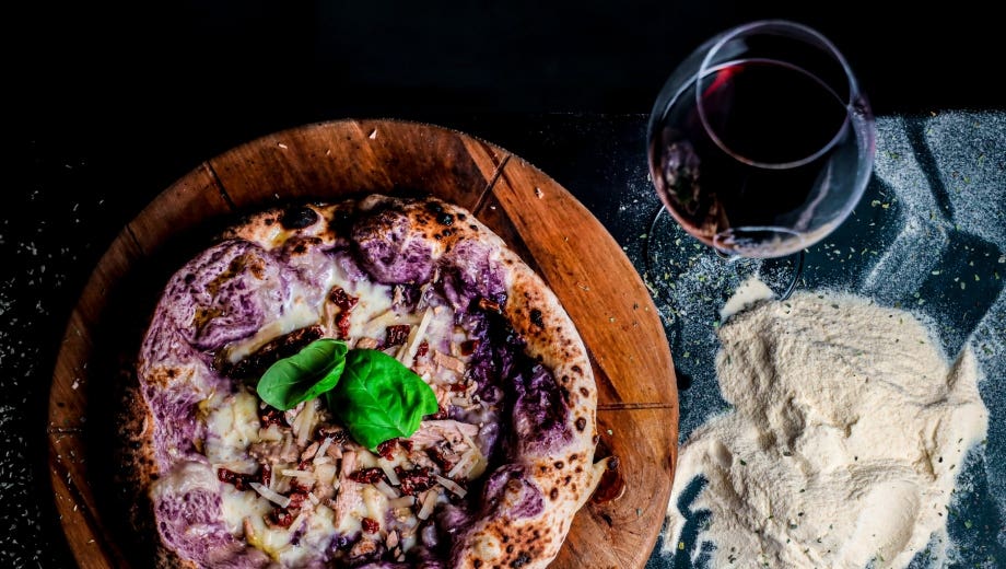 vino-para-tomar-con-pizza